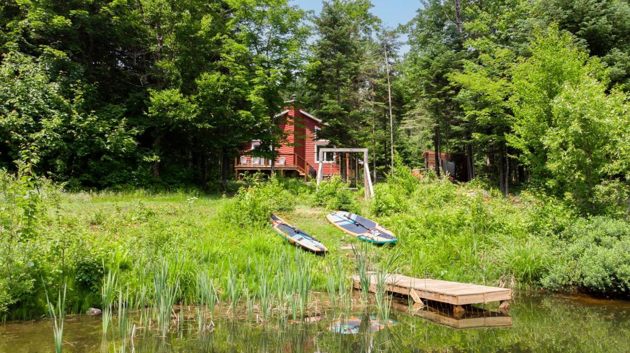 Les Chalets Tourisma - Chalet Dans Les Bois Avec Lac Prive - Le Colibri Saint-Raymond Buitenkant foto